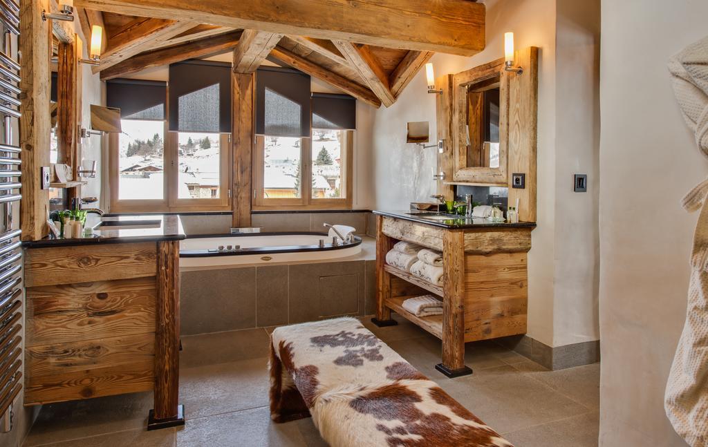 Luxury Suite,322369546:JPEG